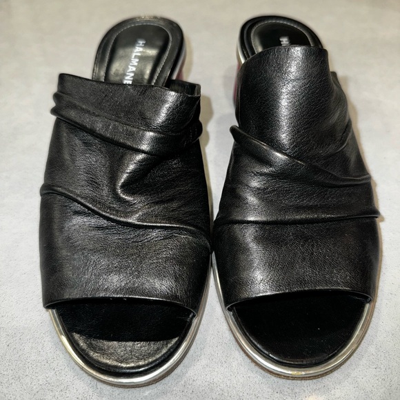 Halmanera, soft leather, slip on sandal - Picture 2 of 6